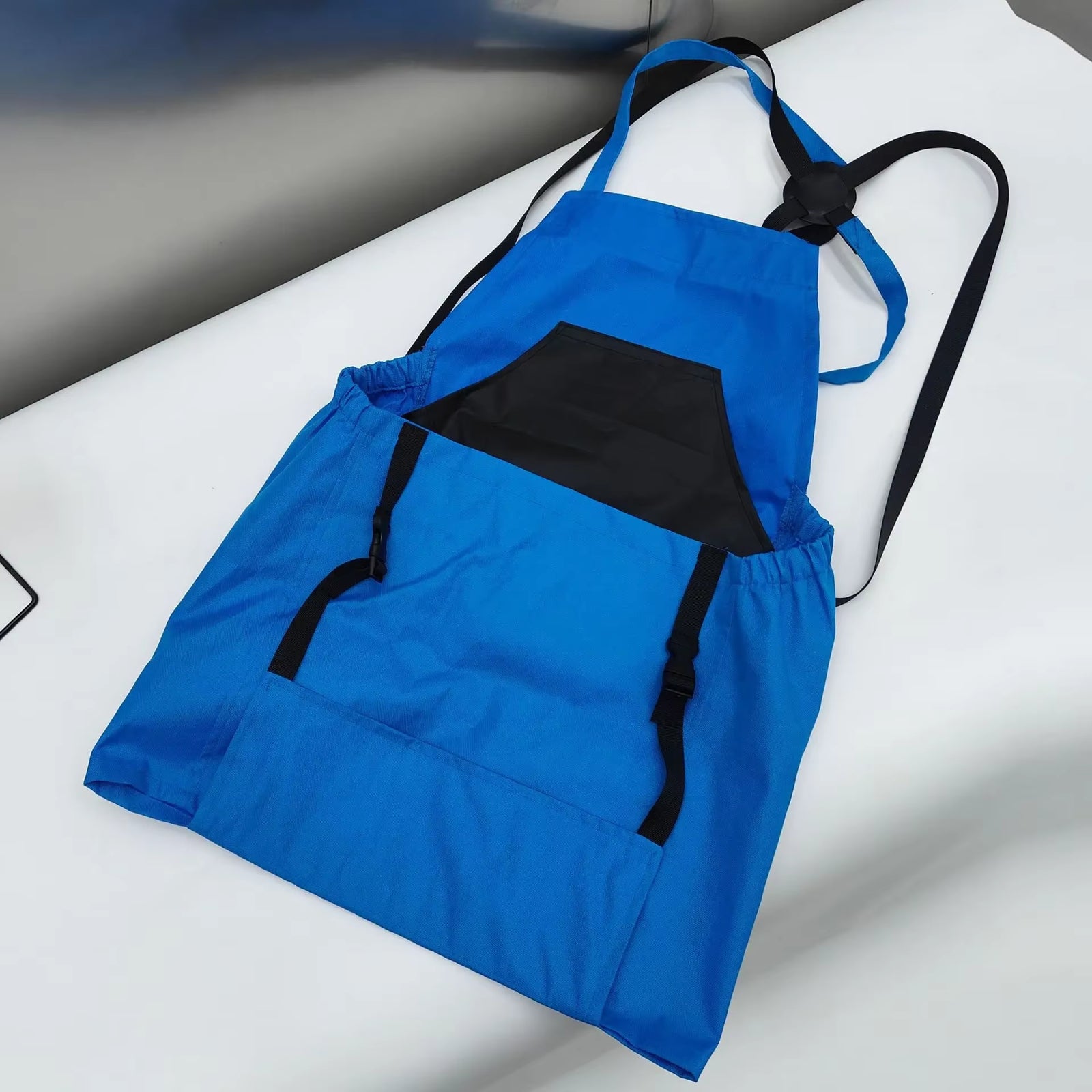 HarvestMate Outdoor Apron – Large Pocket Gardening Apron Backpack for Efficient Harvesting & Tool Storage